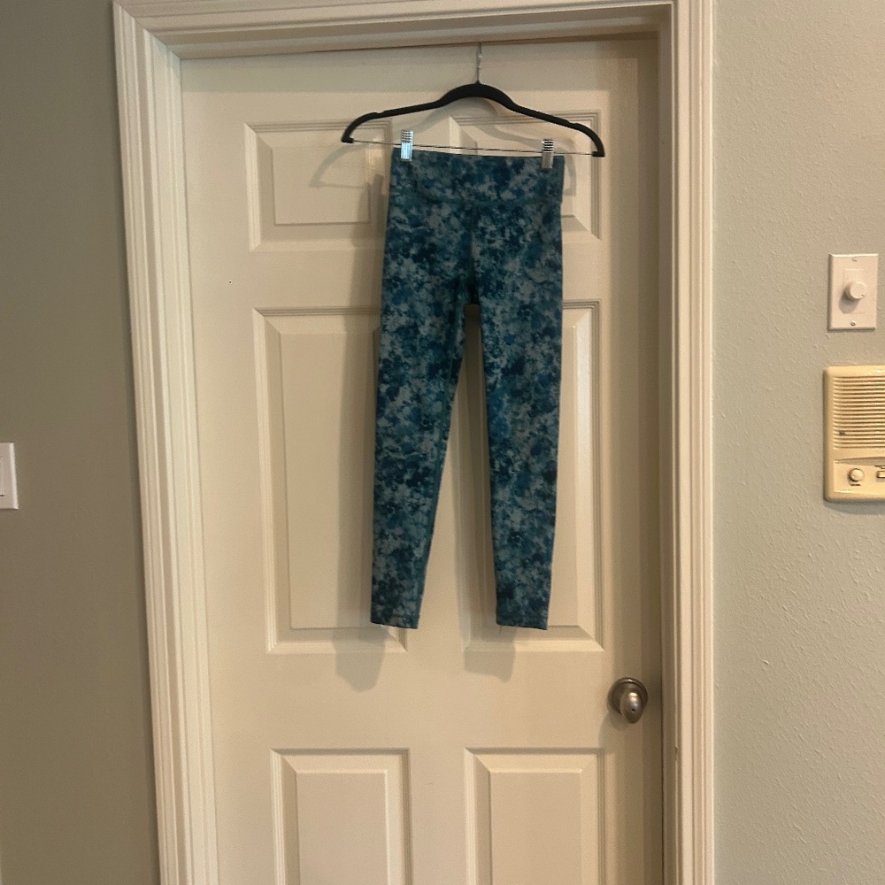 Tie-dye kids athleta leggings